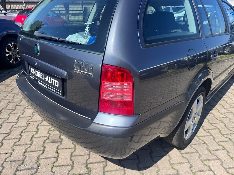 Škoda Octavia (2006) 1,6 MPI 75 KW STK - fotka 12 z 44
