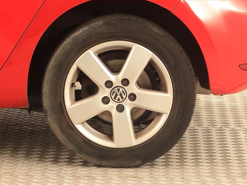 Volkswagen Golf (2011) 2.0 TDI, 4X4, Tempomat - fotka 14 z 16