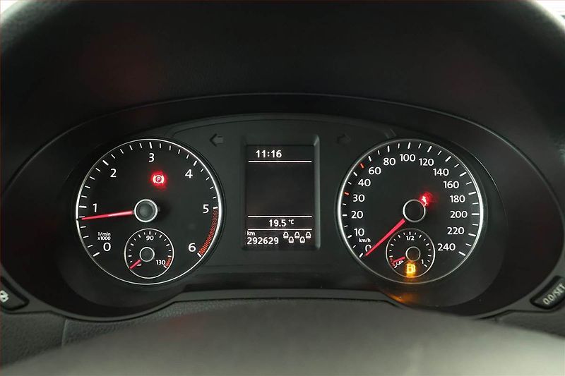 Seat Alhambra (2013) 2.0 TDI, 7 míst, Tempomat - fotka 8 z 14