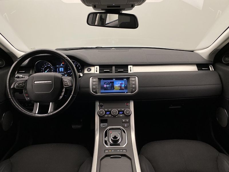 Land Rover Range Rover Evoque 2.0 Si SE AWD AUT CZ - fotka 2 z 29