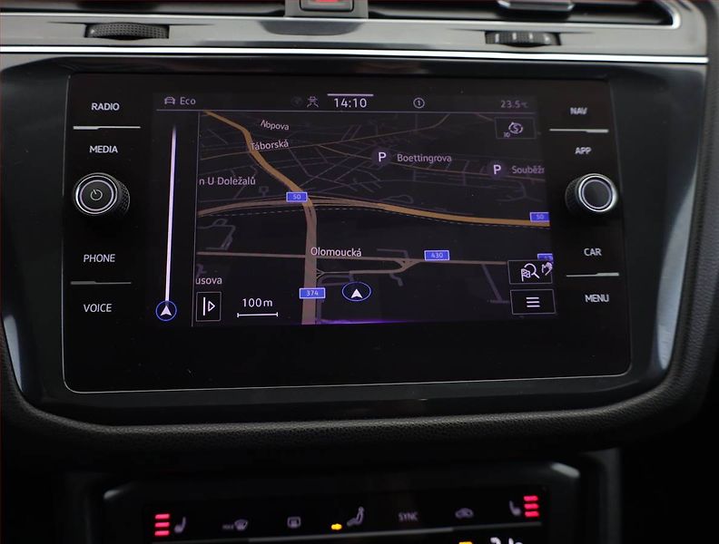 Volkswagen Tiguan (2022) Elegance 2.0 TDI, digi klima - fotka 15 z 21