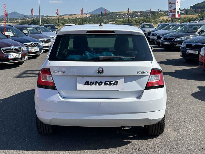 Škoda Fabia (2014) 1.2 TSI, Style, +kola - fotka 5 z 16