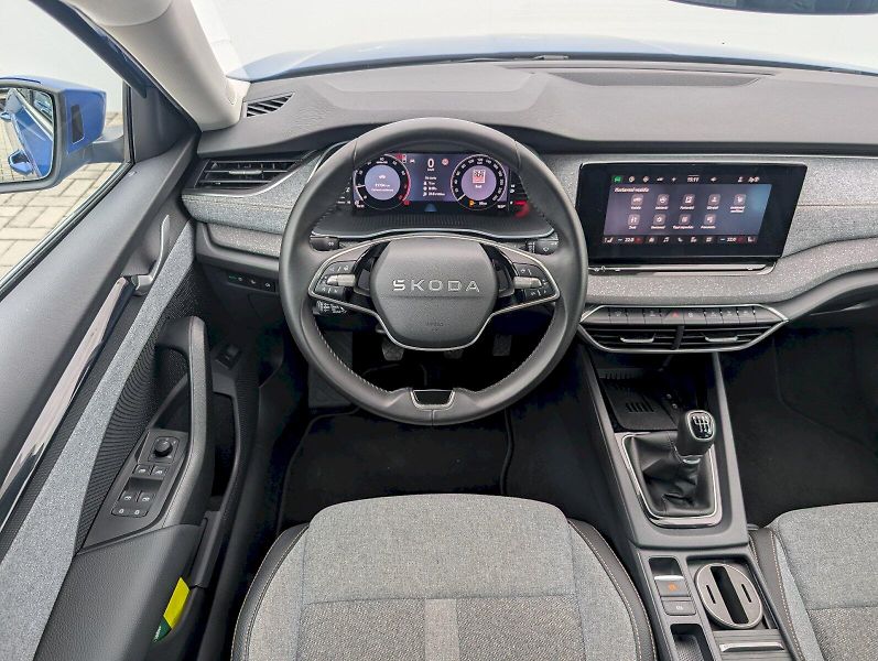 Škoda Octavia (2025) 1.5 TSI / 110 kW Top Selection - fotka 6 z 30