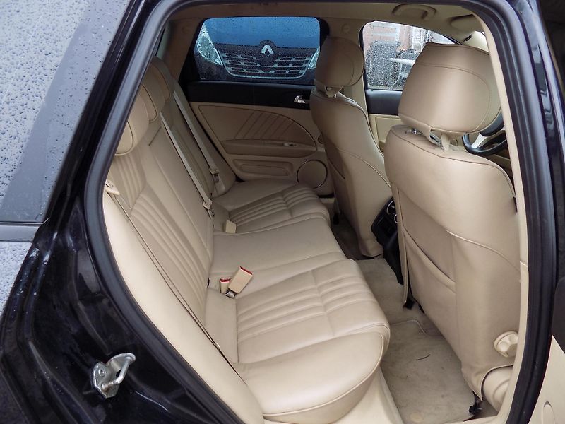 Alfa Romeo 159 3,2 JTS 191 KW  Q4 SPORTWAGON - fotka 23 z 40