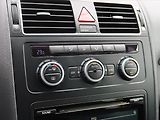 Volkswagen Touran (2015) 1.2 TSI, Serv.kniha, Tempomat - náhled 13