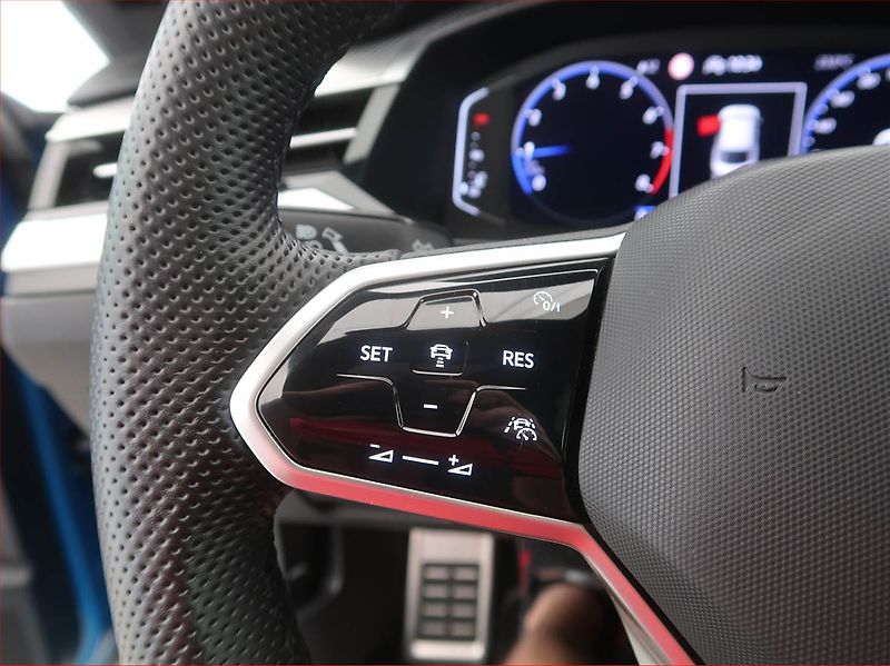 Volkswagen Arteon (2022) R-line 1.5 TSI - fotka 17 z 19