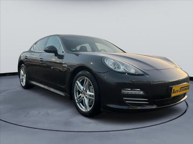 Porsche Panamera 4S,Approved,Keyless,DPH - fotka 2 z 23
