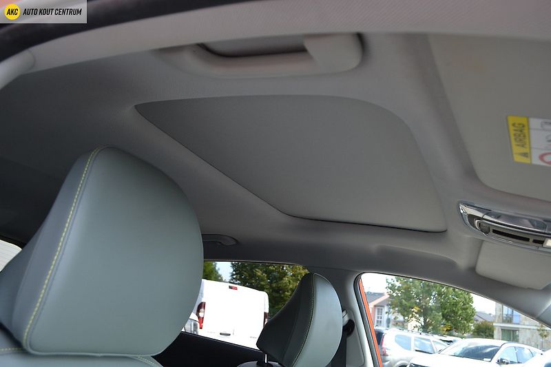 Hyundai Kona ELECTRIC EV 150KW  PREMIUM PAN - fotka 16 z 75