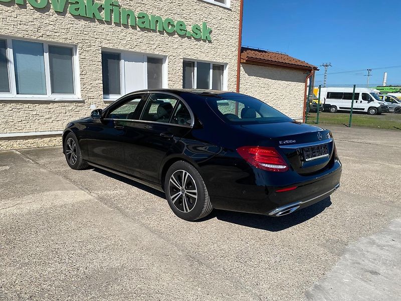 Mercedes-Benz Ostatní (2020) - fotka 6 z 19