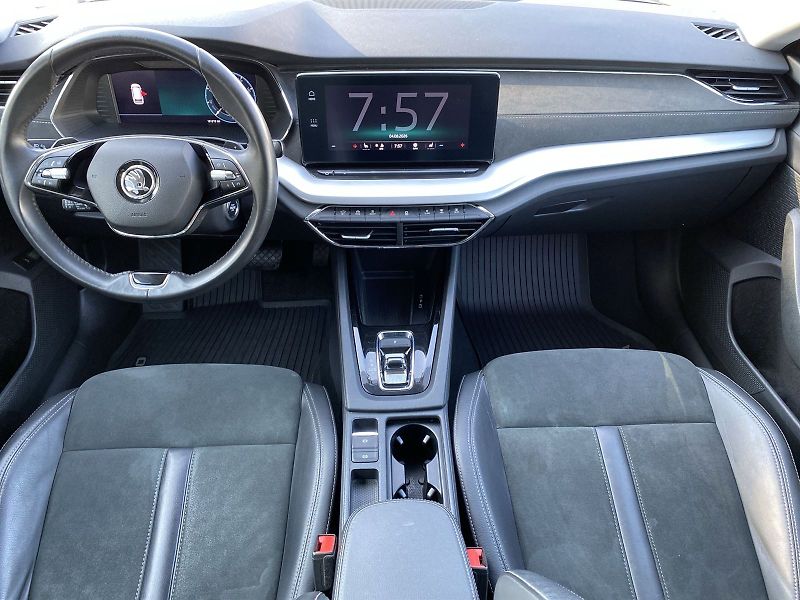 Škoda Octavia (2023) Combi 1.5 TSI M-HEV DSG Style+ - fotka 5 z 36