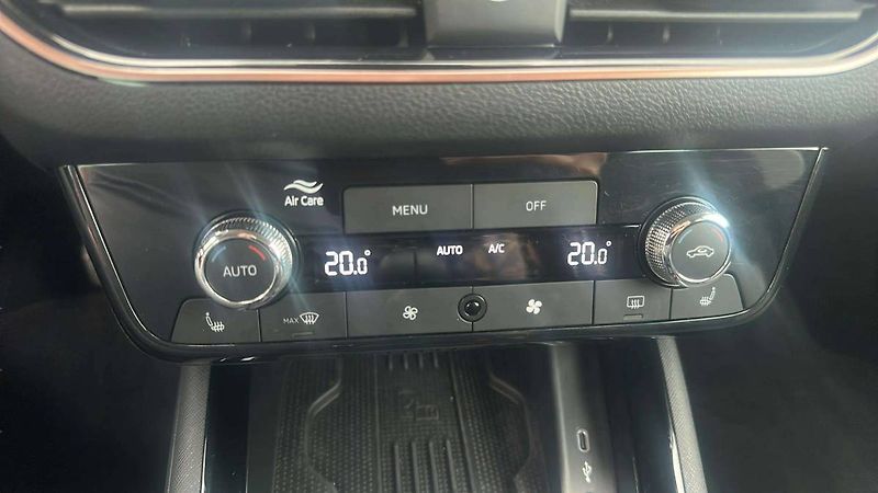 Škoda Kamiq Top Selection 1,0TSI 85kW MT6/ - fotka 15 z 25