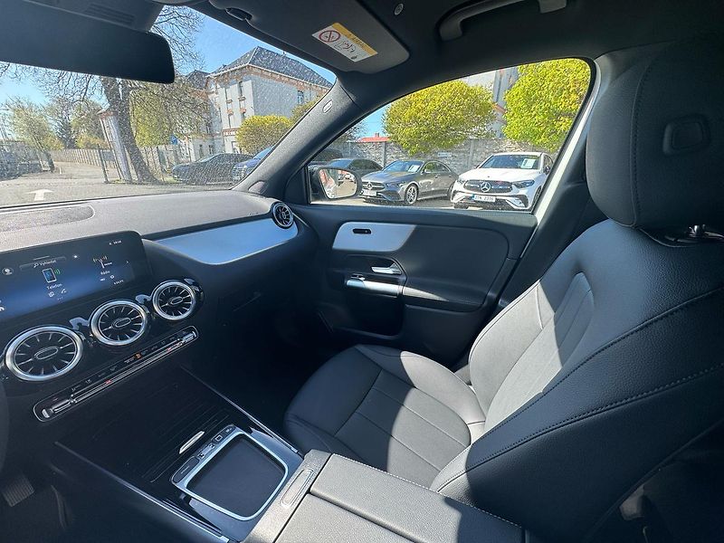 Mercedes-Benz GLA (2024) 200 d 4MATIC - fotka 18 z 31