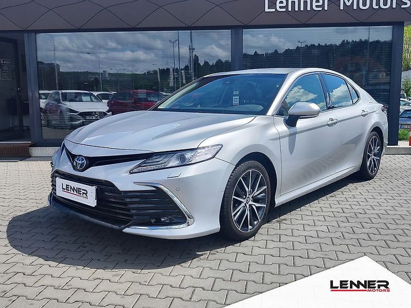 Toyota Camry 2.5 HEV/160kW Executive e-CVT - fotka 1 z 35