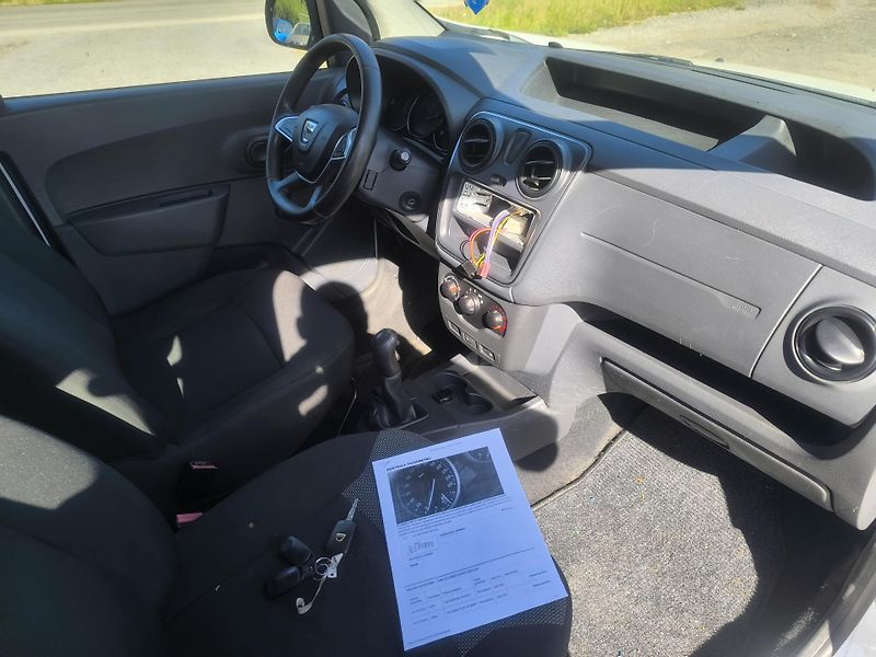Dacia Dokker 1,6i 75KW,TZ,TOP CENA - fotka 8 z 12