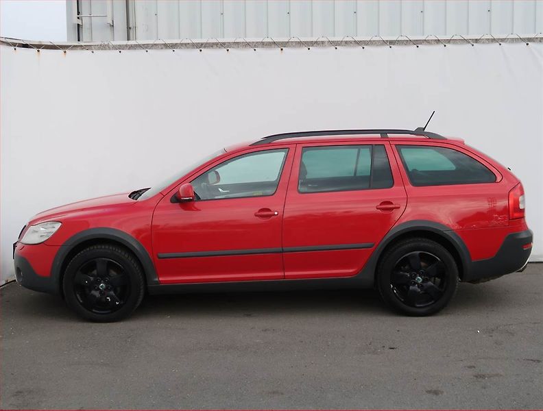Škoda Octavia (2011) Scout 2.0 TDI, 4X4, Navi - fotka 3 z 19