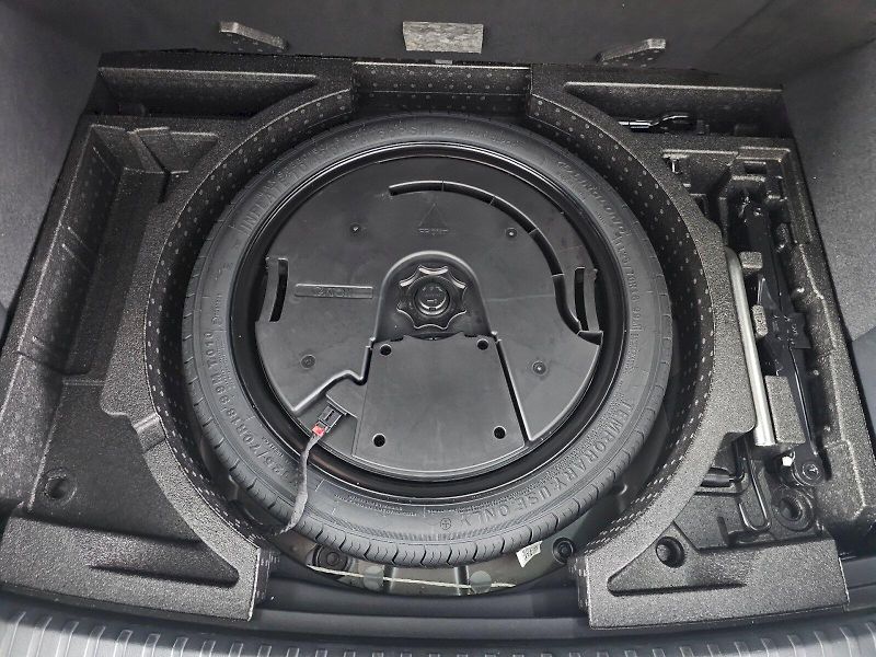 Škoda Karoq (2025) 2.0TDi 4X4 DSG SPORTLINE WEBAS - fotka 30 z 32