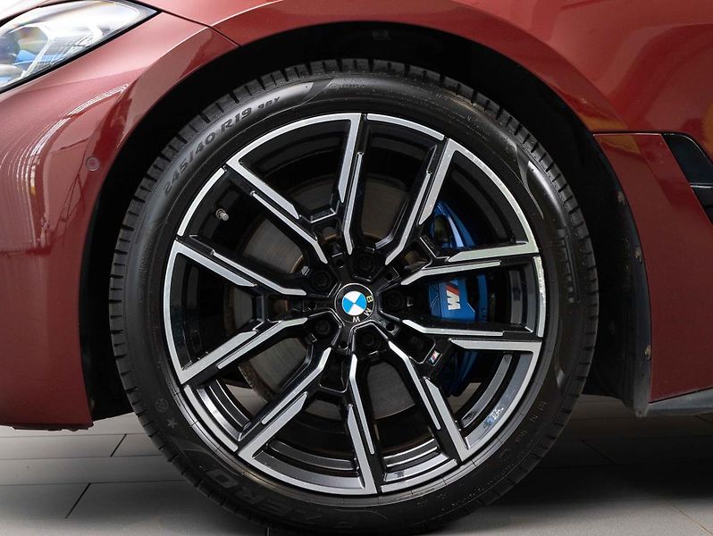 BMW Řada 4 M440i xDrive Gran Coupé - fotka 6 z 22