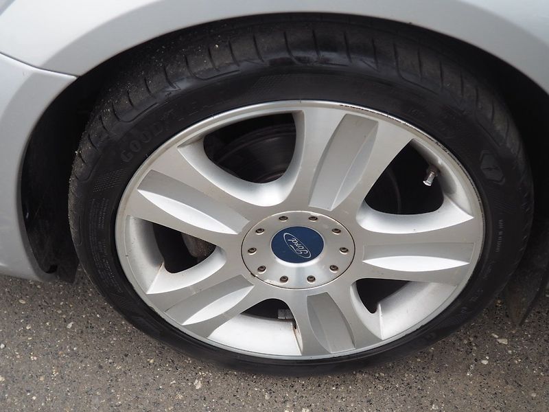 Ford Mondeo (2004) ST 3.0 V6 166 kW, LPG - fotka 8 z 35