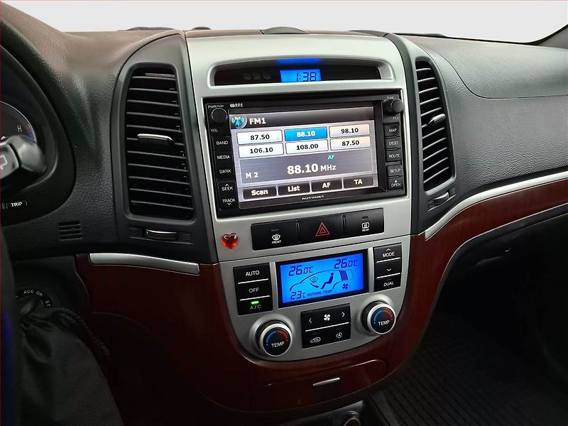Hyundai Santa Fe (2010) 2.2 CRDi, 4X4, Automat - fotka 12 z 17