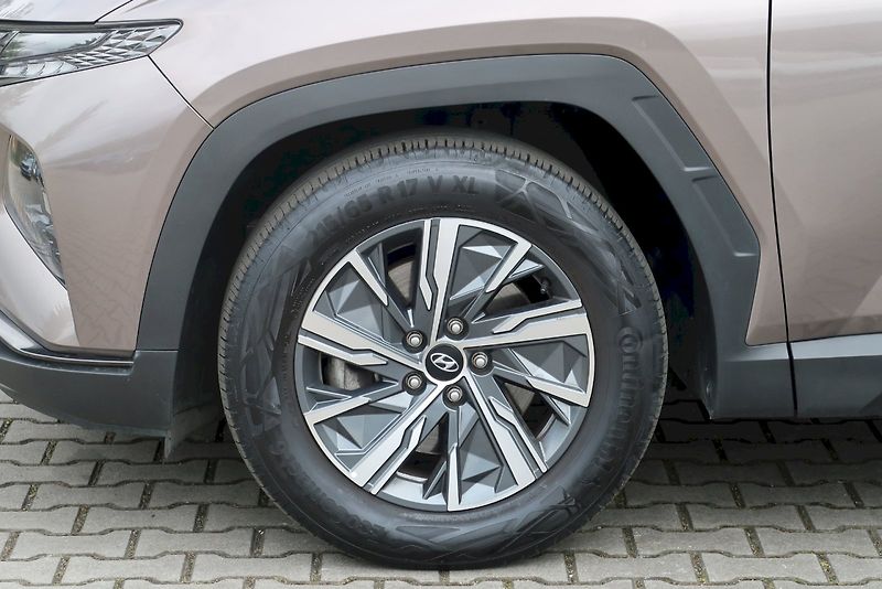 Hyundai Tucson (2023) Smart Navi 1,6 T-GDI MHEV DCT7 - fotka 29 z 30