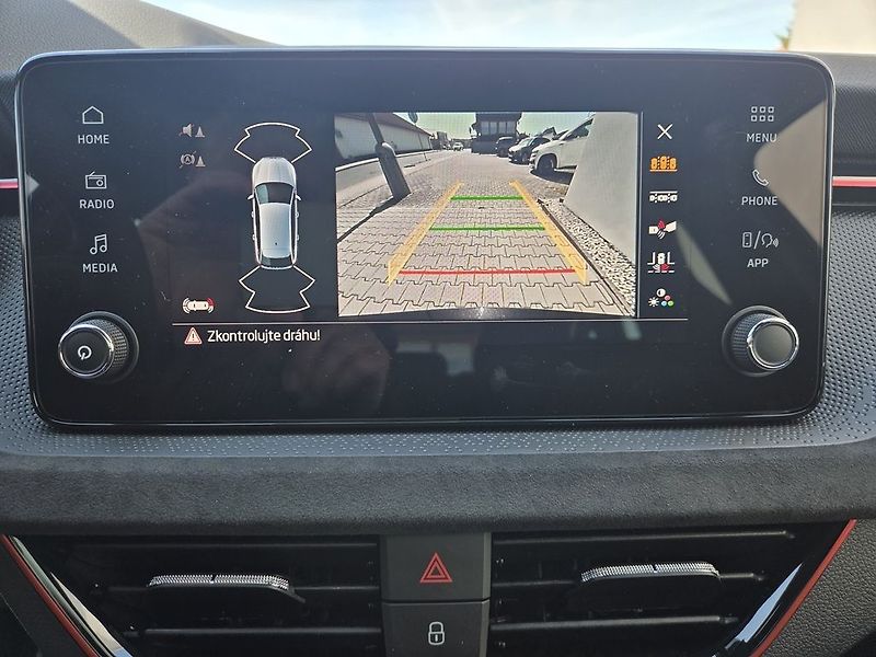 Škoda Scala Dynamic 1,5TSI 110kW - fotka 14 z 14