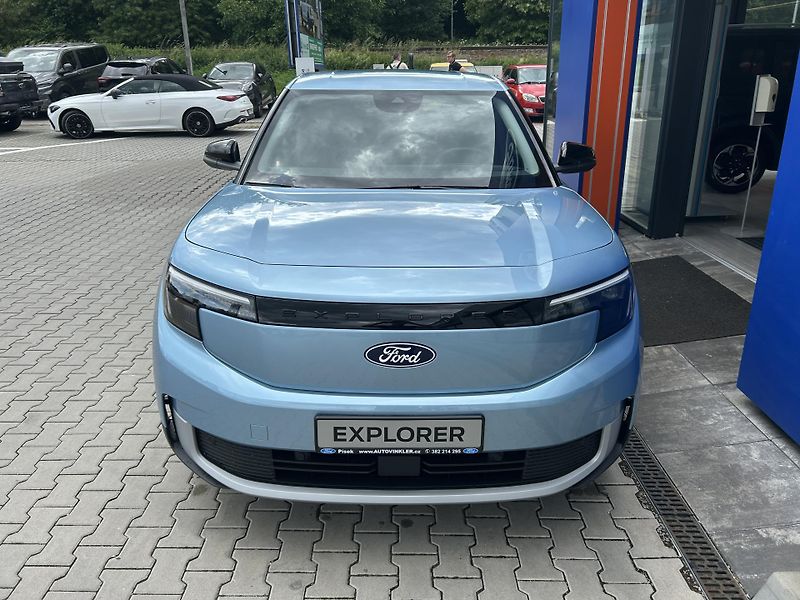 Ford Explorer 52 kWh dojezd (125 kW/170 k) - fotka 2 z 34