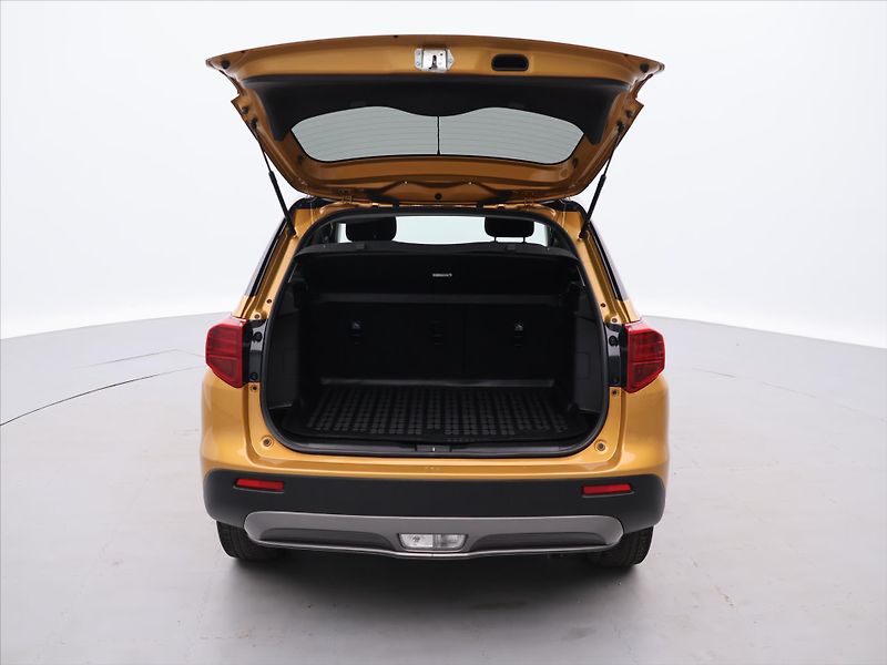 Suzuki Vitara 1,4 BoosterJet 103kW AllGrip C - fotka 9 z 36