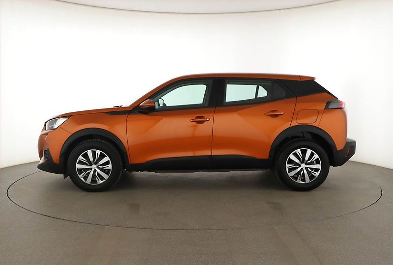 Peugeot 2008 (2021) Active 1.2 PureTech, ČR,1.maj - fotka 3 z 19
