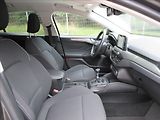 Ford Focus 1,0 i, Vyhř.sed,vol,okn, Navi, - náhled 12