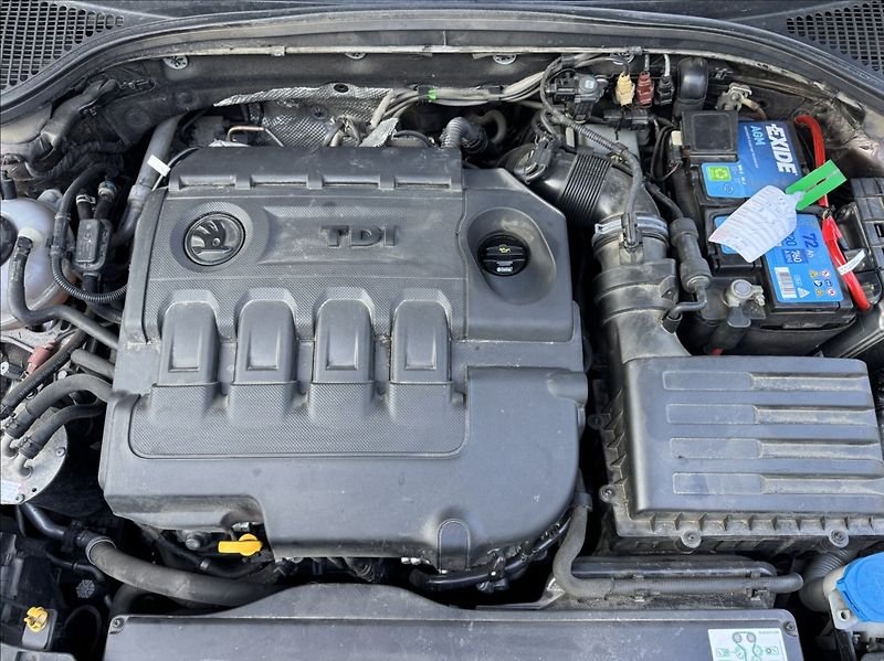 Škoda Octavia 2,0 TDI 110kW L&K ACC původ ČR - fotka 45 z 50