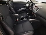 Mitsubishi Outlander (2013) 2.2 DI-D, 4X4, 7 míst - náhled 9