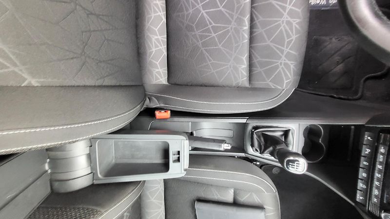 Škoda Rapid 1.0TSi CLEVER  1MAJITEL 81KW   - fotka 30 z 44