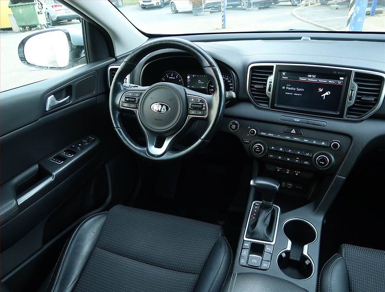 Kia Sportage (2018) 1.6 T-GDI, 4X4, Automat, ČR - fotka 7 z 22