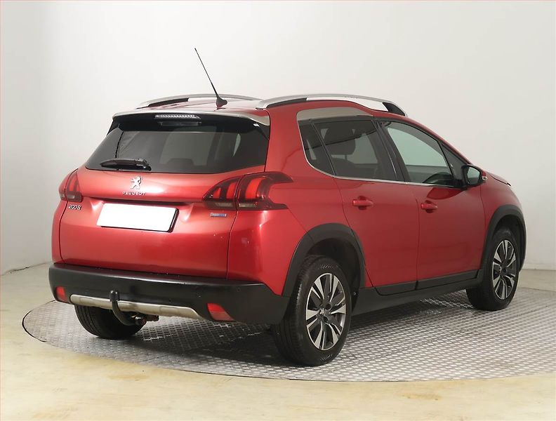 Peugeot 2008 (2016) 1.6 BlueHDi, Serv.kniha - fotka 5 z 20