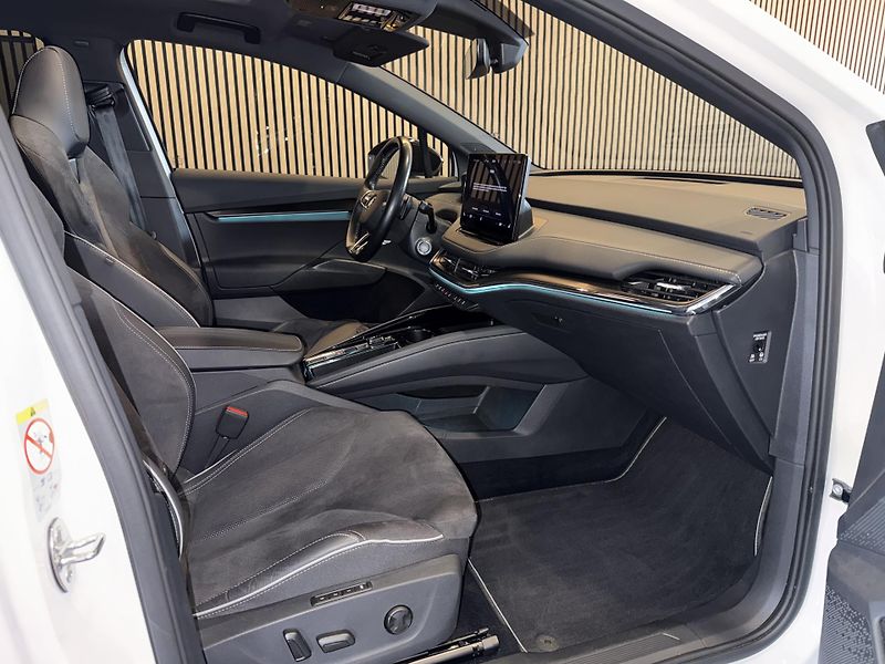 Škoda Enyaq 80x 4X4 Sport Tep.Čerp Záruka - fotka 18 z 42