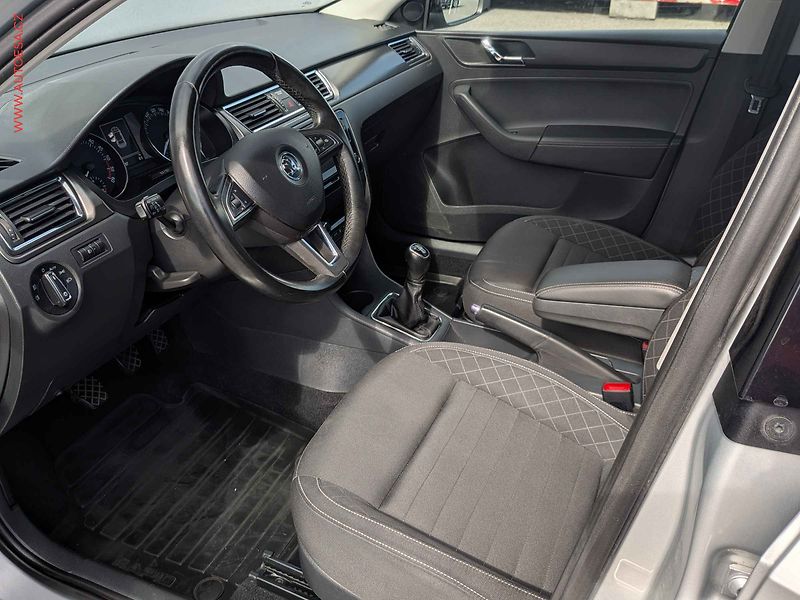 Škoda Rapid (2017) 1.6 TDi, ČR, Style - fotka 9 z 17