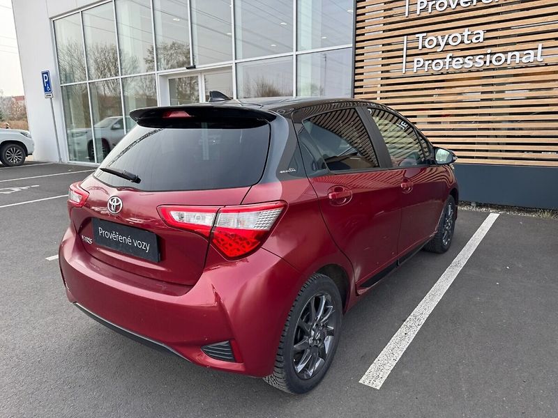 Toyota Yaris SELECTION - fotka 2 z 18