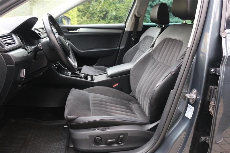 Škoda Superb 2,0 110Kw, ČR, Tažné - fotka 12 z 47