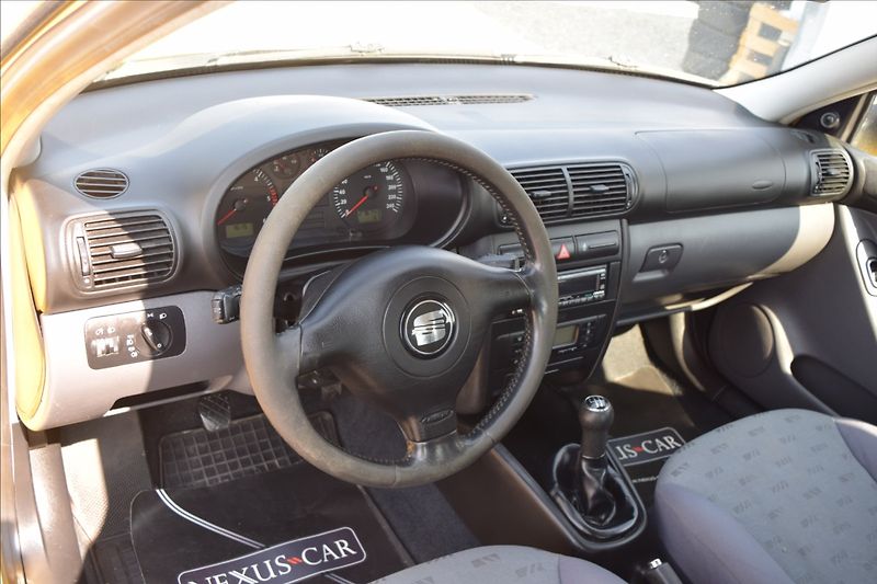 Seat Leon 1,9 TDI 66KW NOVÁ STK - fotka 16 z 45