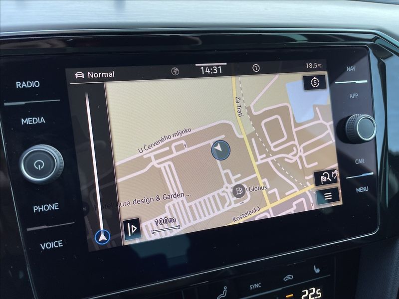 Volkswagen Passat 2,0 TSI 200KW 4X4 DSG ČR. - fotka 17 z 29
