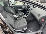 Peugeot 308 1.6-16V,SW,rezervace - náhled 31