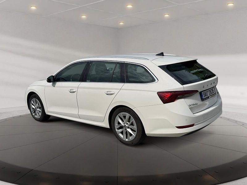 Škoda Octavia (2023) STYLE 1.5e-TEC 110kW DSG CZ - fotka 4 z 11