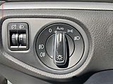 Volkswagen Sharan (2013) 2.0 TDi, AC, navi, park.asist - náhled 14