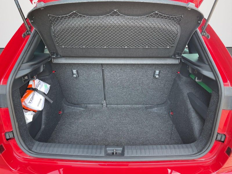 Škoda Kamiq (2025) 1.0 TSI 85 kW DSG Monte Carlo - fotka 31 z 34
