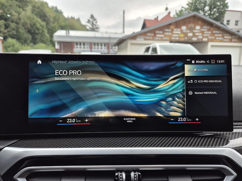 BMW Řada 3 TOURING 330D M SPORT 210kw 19A - fotka 29 z 50