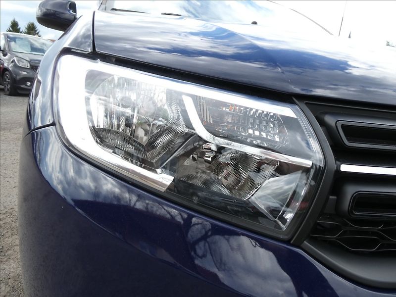 Dacia Sandero 1,0 SCe 54kW serviska, ČR - fotka 5 z 40