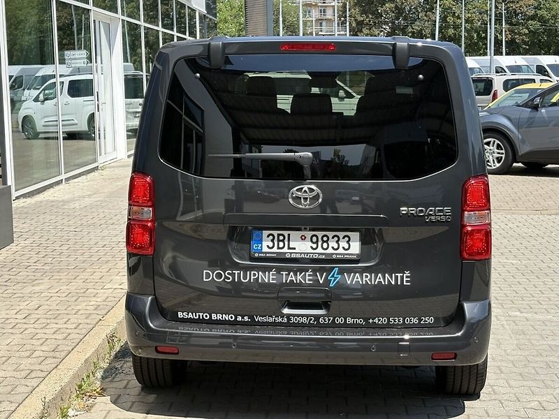 Toyota ProAce Verso 2,2 L1 2,0D AT8 7S VIP - fotka 5 z 37