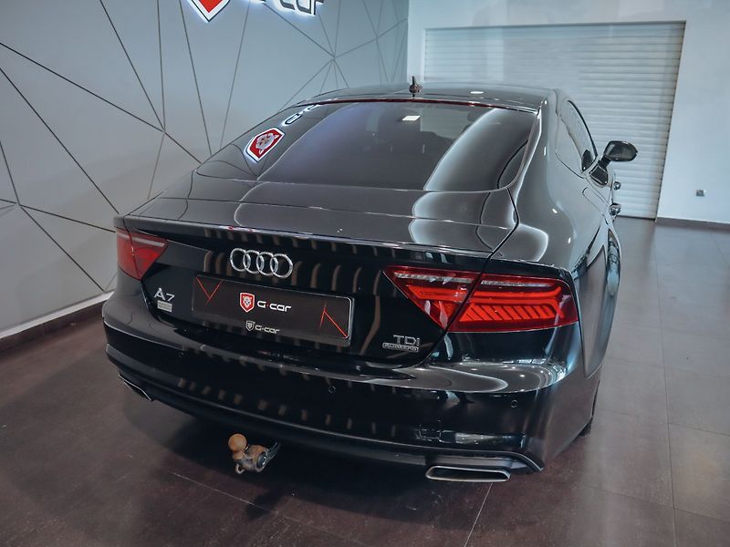 Audi A7 3.0TDI 200kW S-line ACC Vzduch - fotka 4 z 29