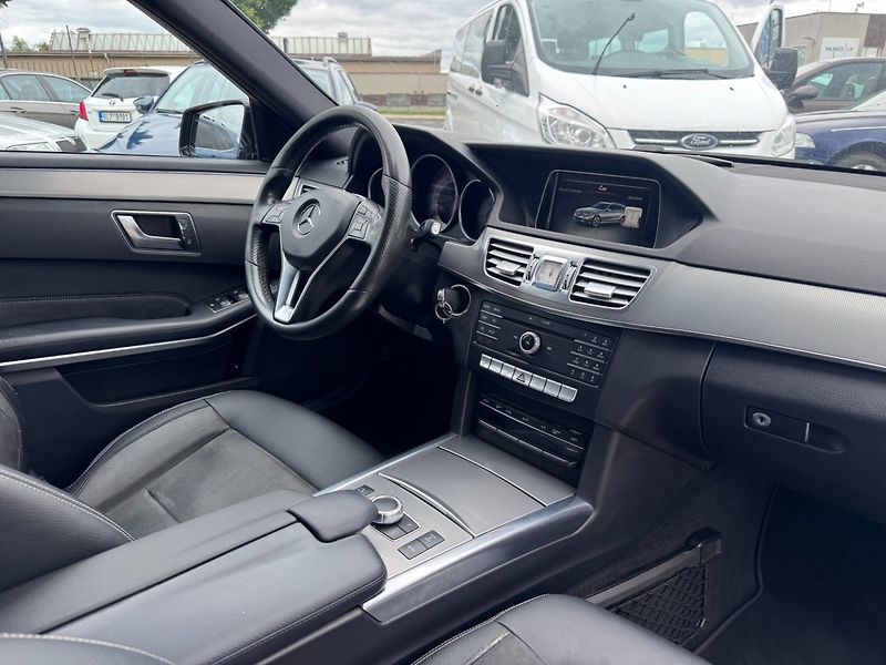 Mercedes-Benz Třídy E (2016) 350 3,0D 4X4 AUTOMAT BLUETEC - fotka 39 z 45