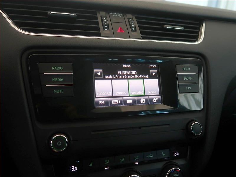 Škoda Octavia (2015) Edition 2.0 TDI, Automat - fotka 12 z 16